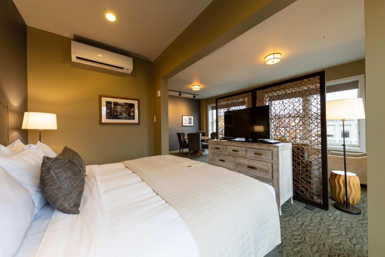 Inn At Lynden Екстер'єр фото