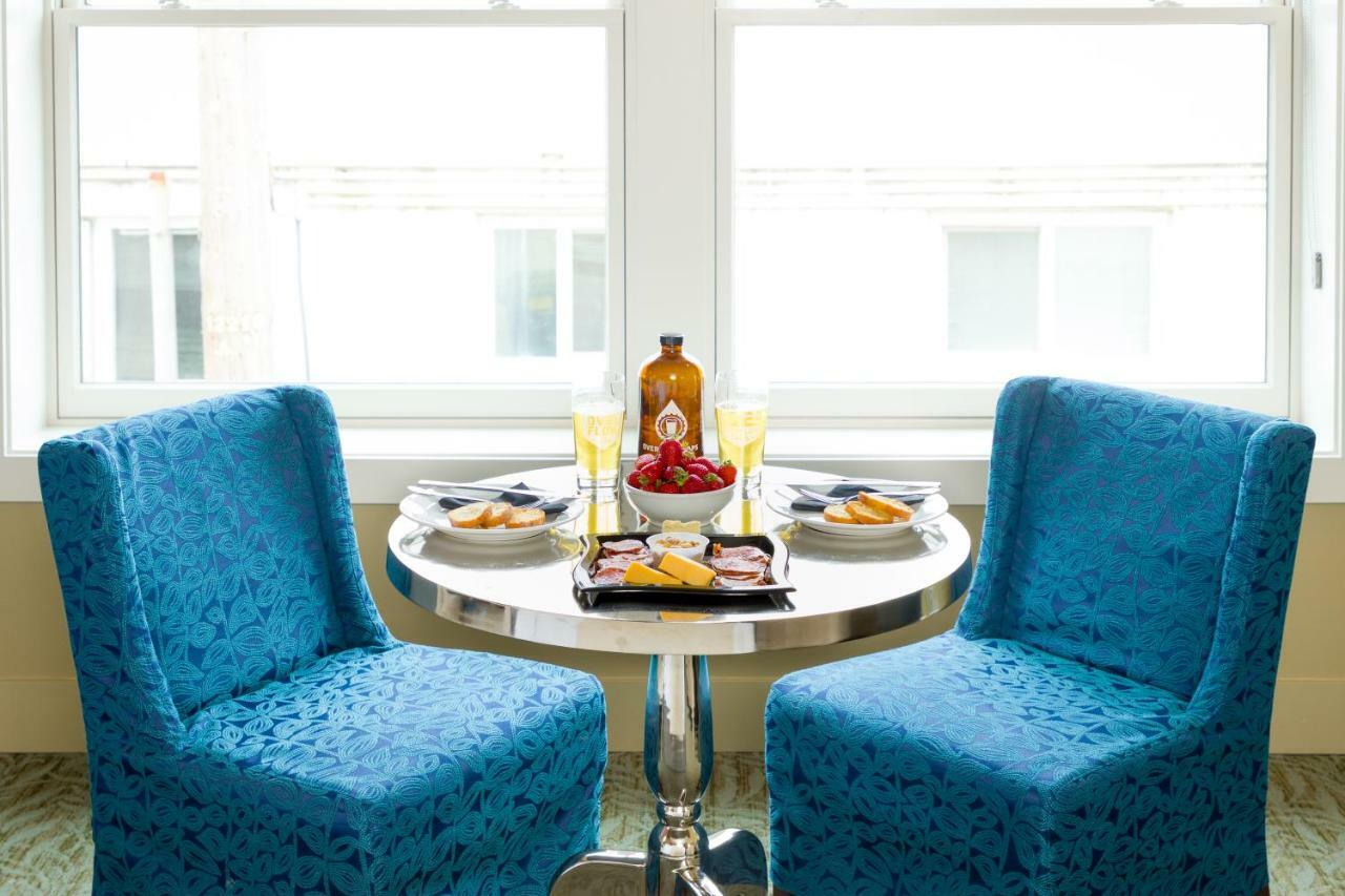 Inn At Lynden Екстер'єр фото